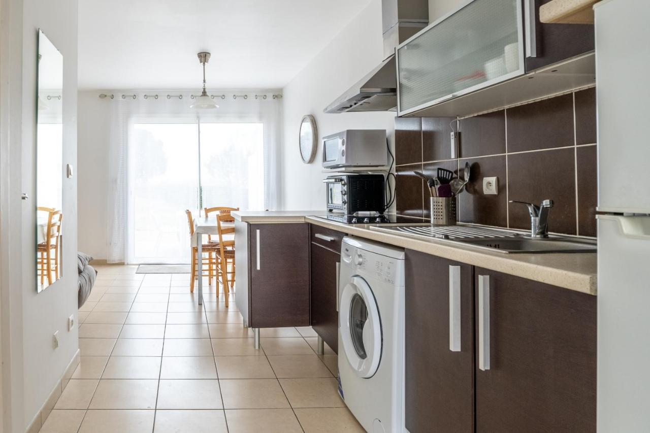 Logement Thermale Et De Tourisme Les Acacias 6 Jonzac Exteriör bild